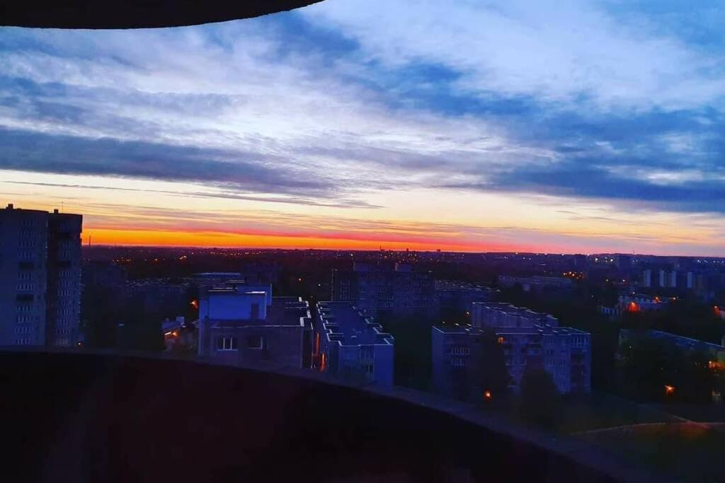 Lyra63 Large 80Sq M Top 14 Floor Siauliai  Bagian luar foto